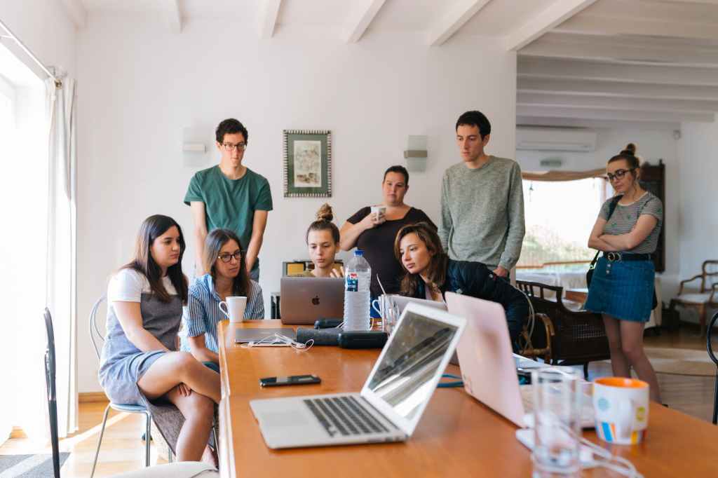 Bridging Gender Gap Within&nbsp;AI