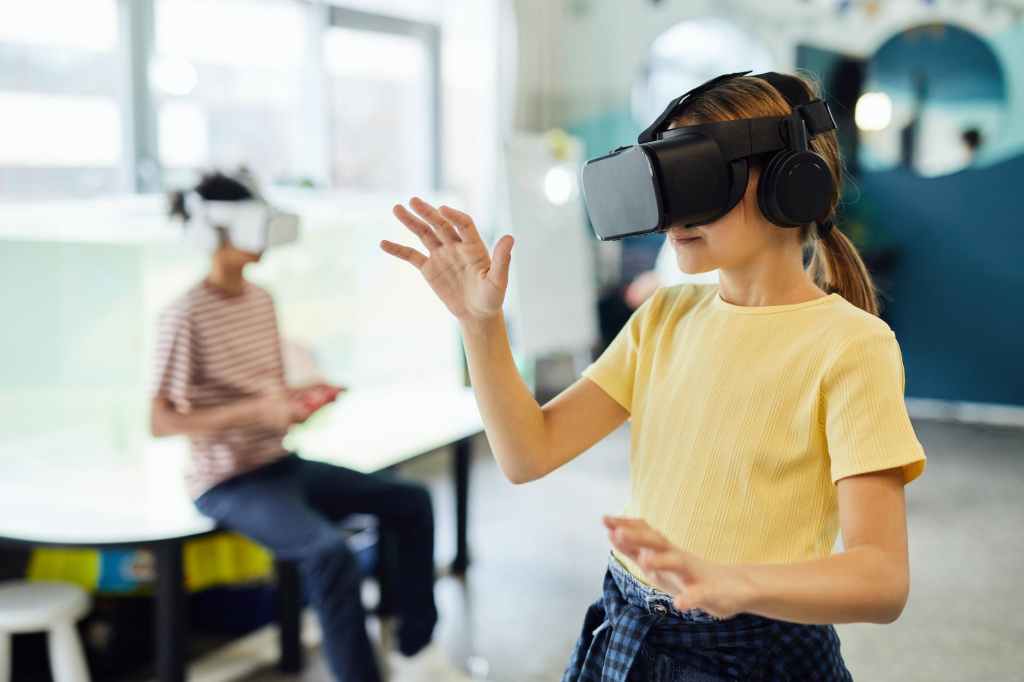Mixed Reality and Pharmacy- How Augmented Reality and Virtual Reality are changing the face of Pharmaceuticals.